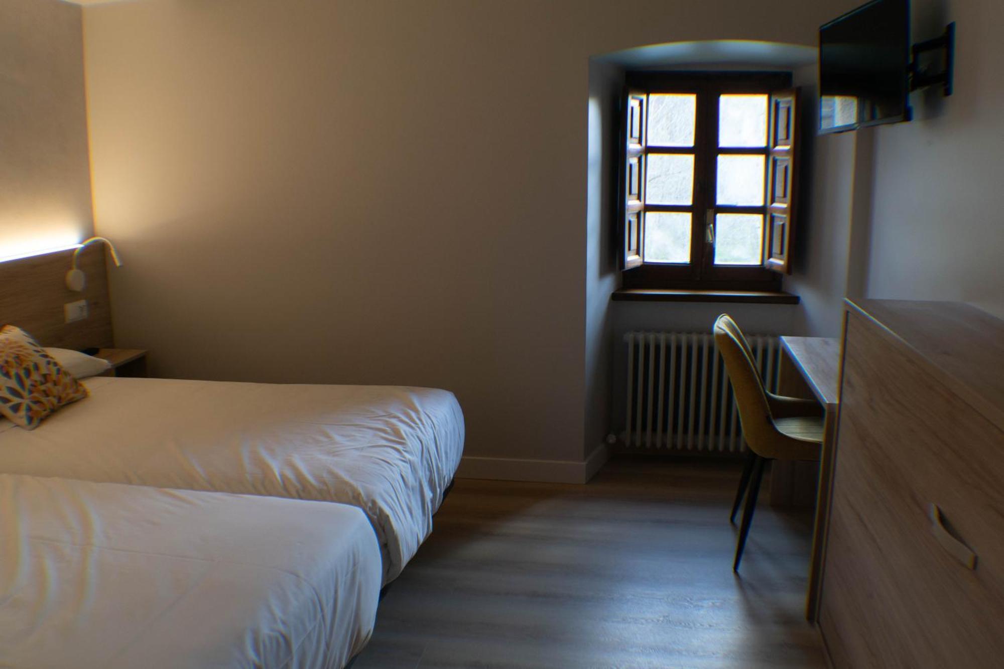 Posada De Roncesvalles Bagian luar foto